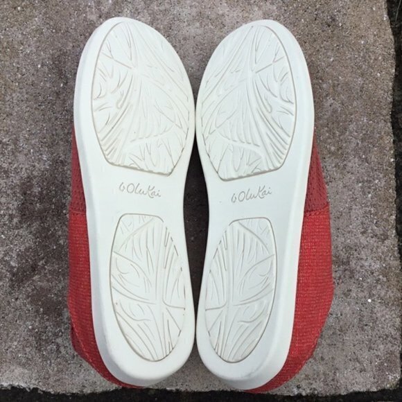 NEW‎ OluKai Waialua Red Mesh Slip On Sneakers - Picture 7 of 7